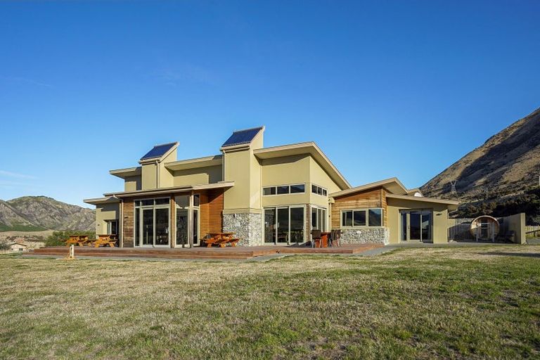Photo of property in 2254a Mouse Point Road, Leslie Hills, 7395