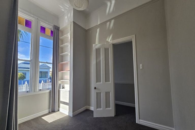 Photo of property in 13 Riddlers Crescent, Petone, Lower Hutt, 5012