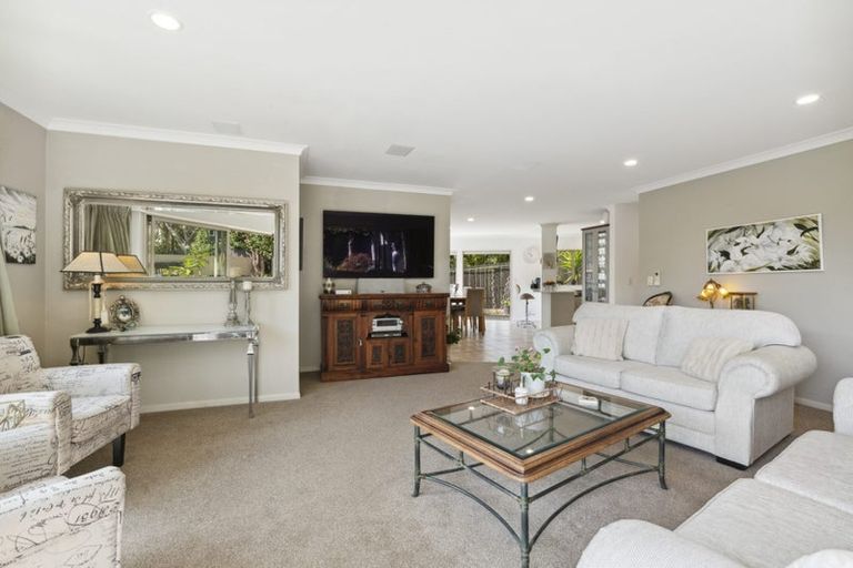 Photo of property in 1/139 Nile Road, Milford, Auckland, 0620