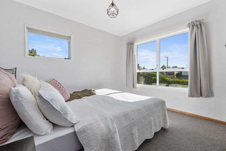 Photo of property in 5 Heather Place, Melville, Hamilton, 3206