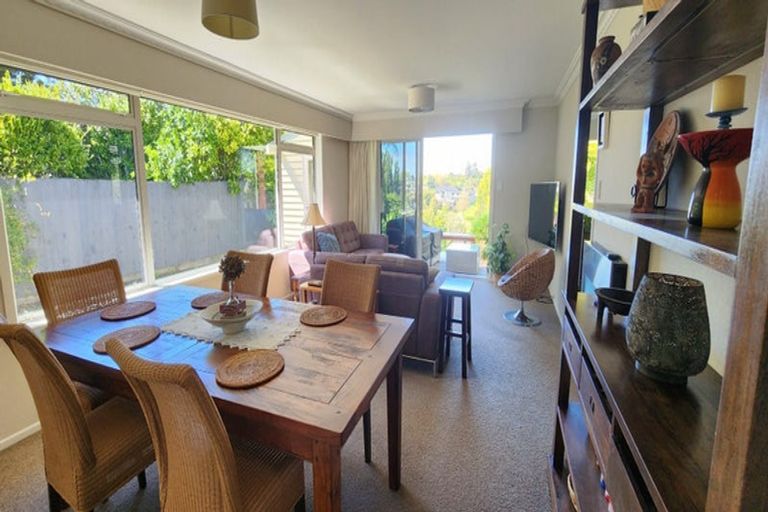 Photo of property in 66 Braid Road, St Andrews, Hamilton, 3200