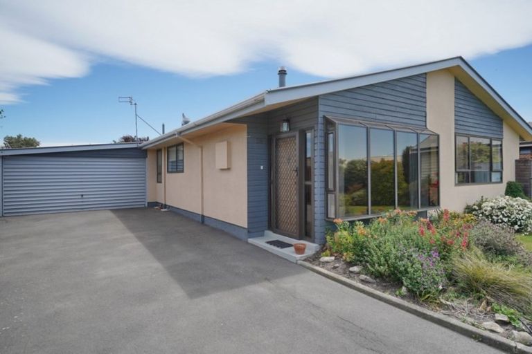 Photo of property in 28 Coates Place, Rangiora, 7400