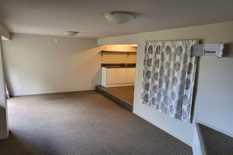 Photo of property in 165 Settlement Road, Papakura, 2110