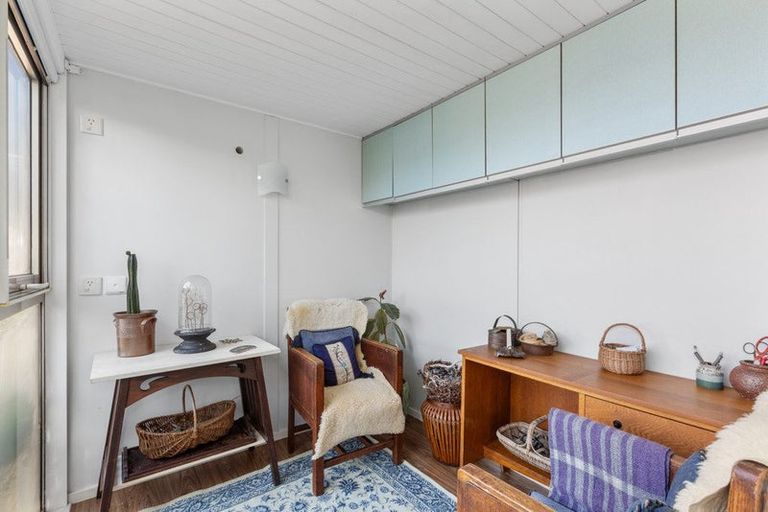 Photo of property in 8 Katarina Grove, Tawa, Wellington, 5028