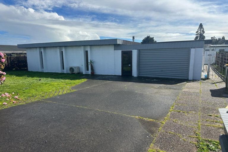 Photo of property in 13 Park Estate Road, Rosehill, Papakura, 2113