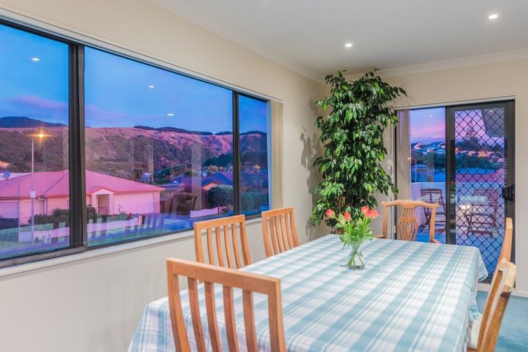 Photo of property in 4 Lorna Irene Drive, Raumati South, Paraparaumu, 5032