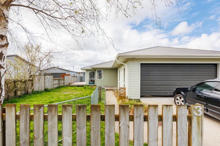 Photo of property in 3 Lambert Street, Marton, 4710