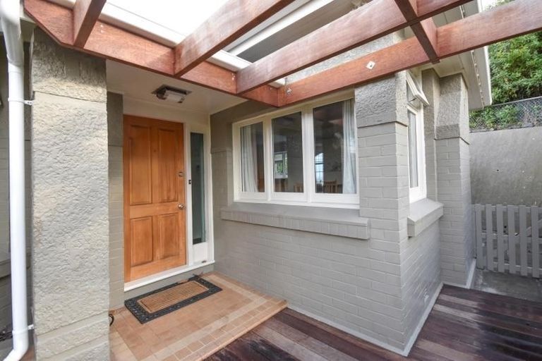 Photo of property in 60 Norfolk Street, Saint Clair, Dunedin, 9012