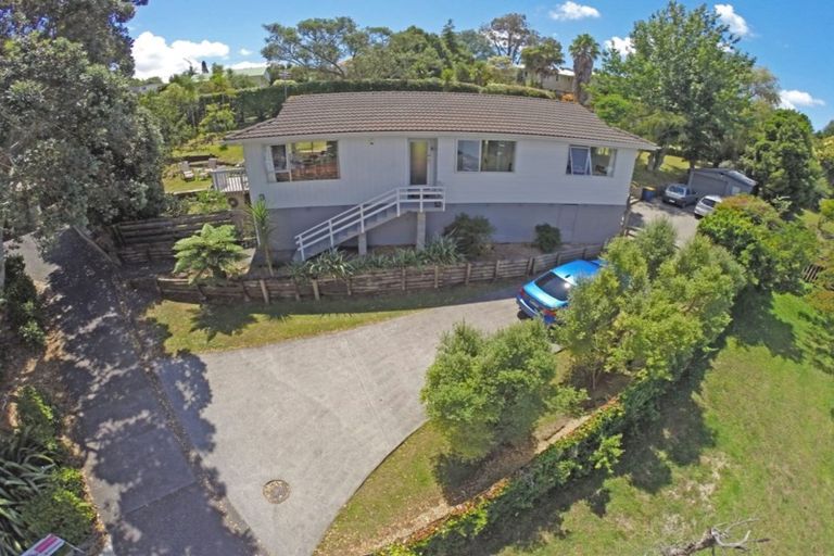 Photo of property in 12 Glenbervie Crescent, Massey, Auckland, 0614