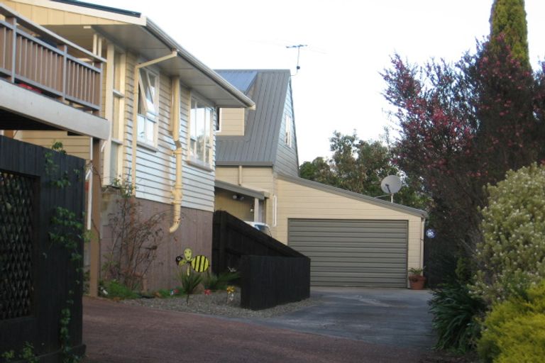 Photo of property in 2/56 Patons Road, Howick, Auckland, 2014