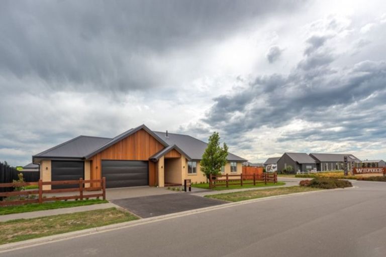 Photo of property in 23 Kingsdowne Drive, West Melton, 7618