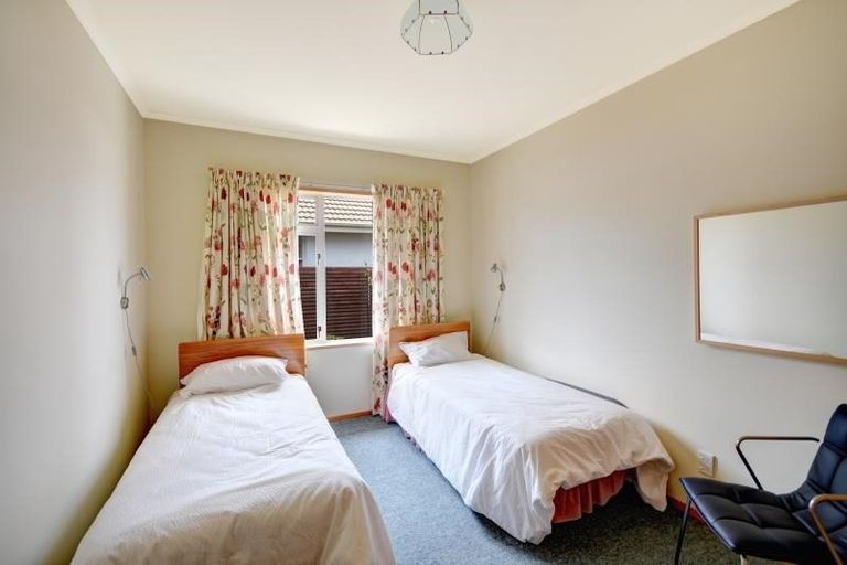 Photo of property in 17 Mills Street, Saint Kilda, Dunedin, 9012