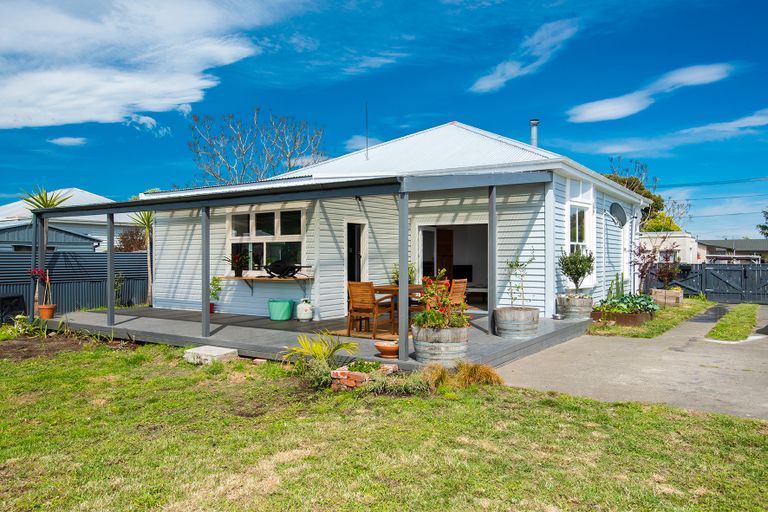 Photo of property in 14 Redmond Street, Elgin, Gisborne, 4010