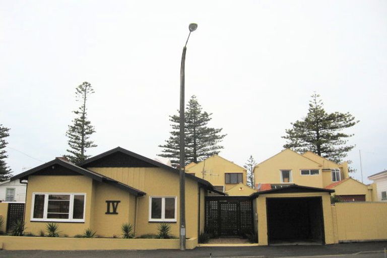 Photo of property in 4 Warren Street, Napier South, Napier, 4110