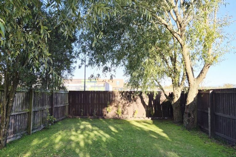 Photo of property in 2/239 Bower Avenue, North New Brighton, Christchurch, 8083