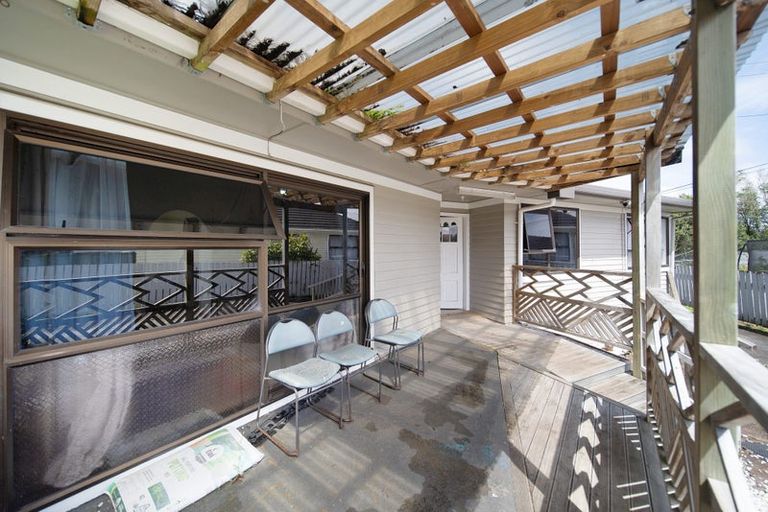 Photo of property in 44 Harwood Crescent, Otara, Auckland, 2023