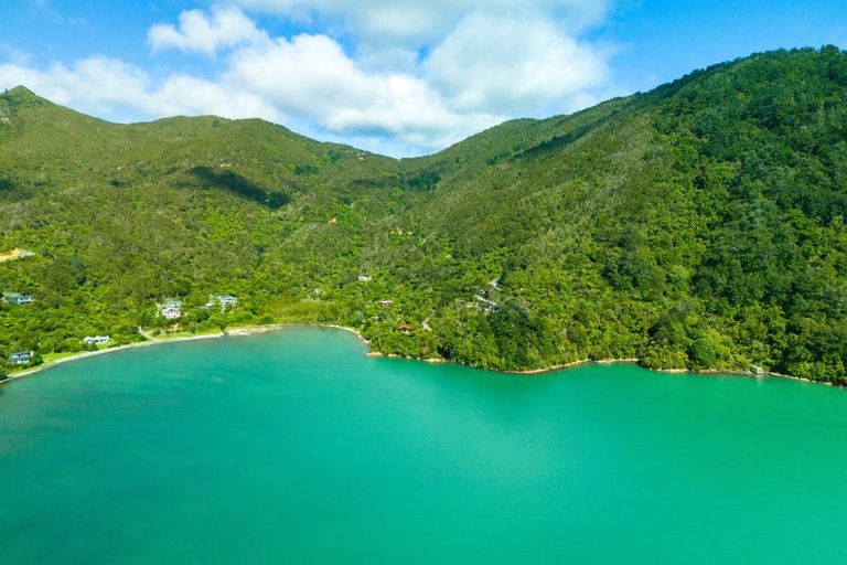 Photo of property in 55 Hope Drive, Okiwi Bay, 7193