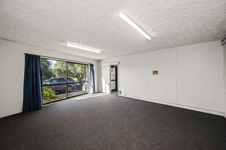 Photo of property in 21a Akatea Road, Korokoro, Lower Hutt, 5012