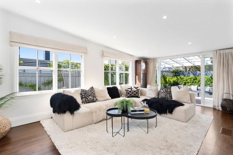 Photo of property in 6 Rugby Street, Merivale, Christchurch, 8014