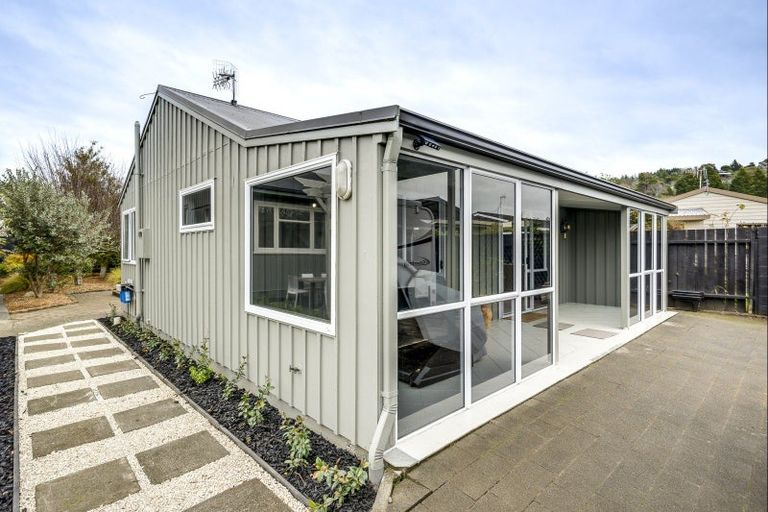 Photo of property in 24 Church Road, Taradale, Napier, 4112