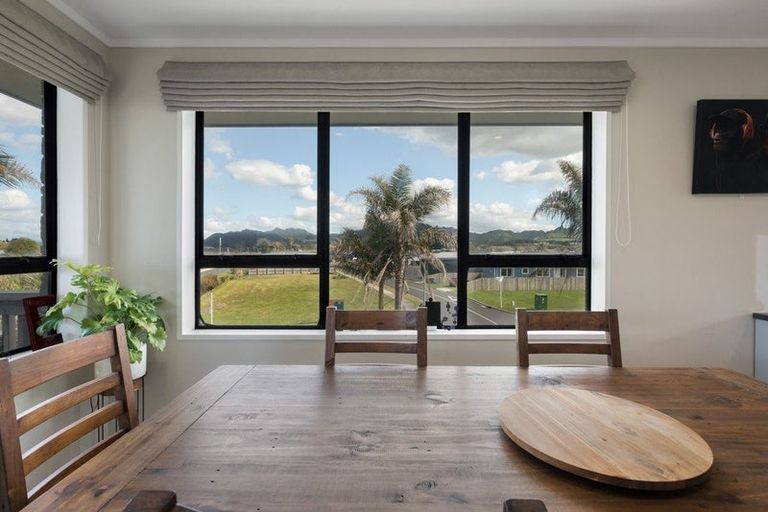 Photo of property in 45 Hanlen Avenue, Waihi Beach, 3611