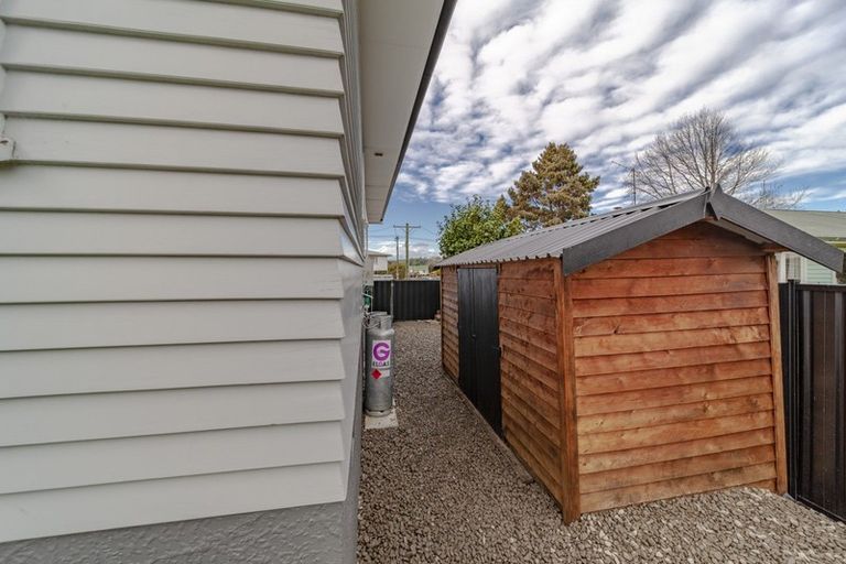 Photo of property in 4 Albert Street, Waipukurau, 4200