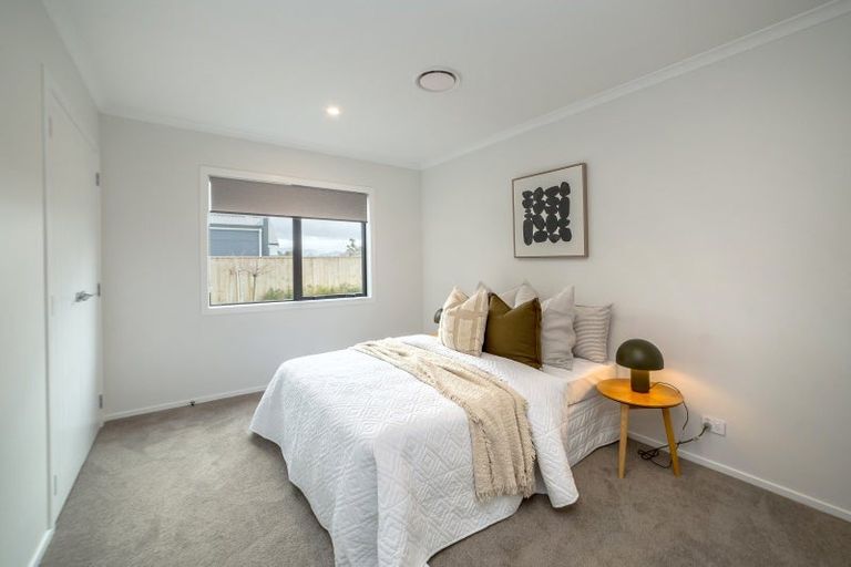 Photo of property in 21 Coralie Place, Lansdowne, Masterton, 5810