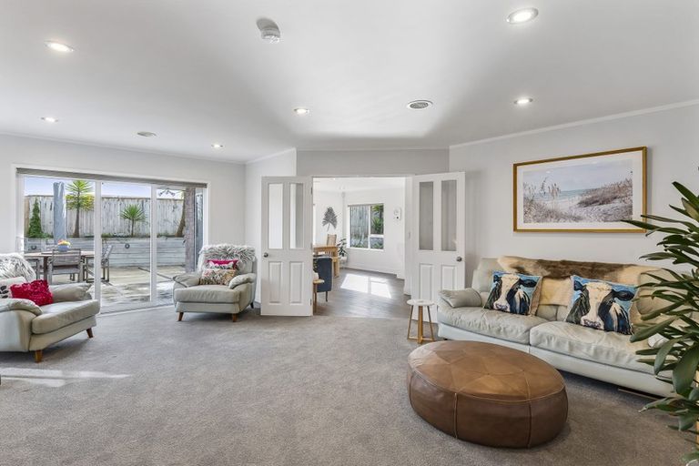 Photo of property in 11 Stella Court, Paraparaumu, 5032