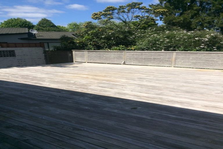 Photo of property in 149 Beach Haven Road, Beach Haven, Auckland, 0626