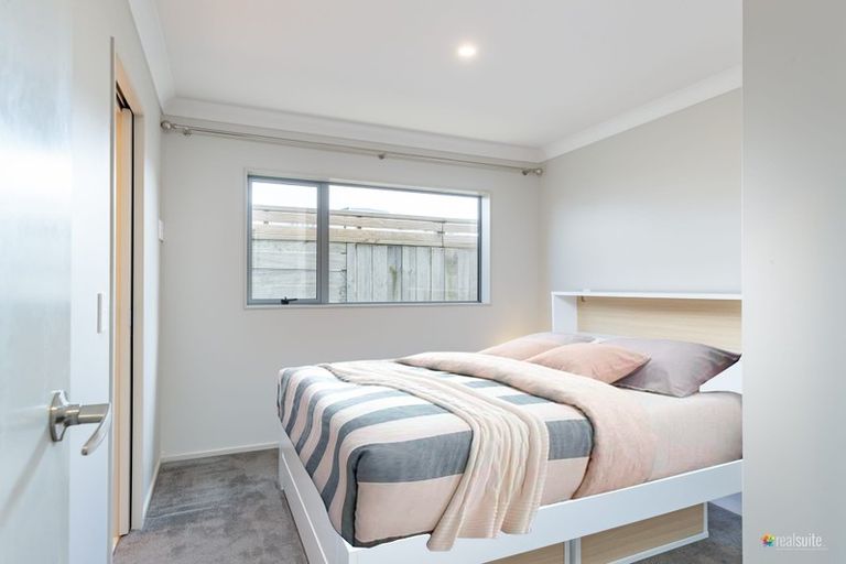 Photo of property in 2 Mandel Mews, Waiwhetu, Lower Hutt, 5010