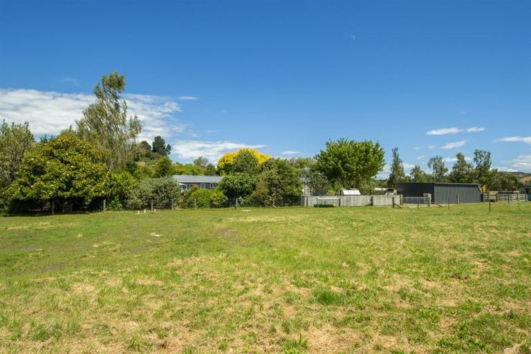 Photo of property in 376 Neudorf Road, Upper Moutere, 7175