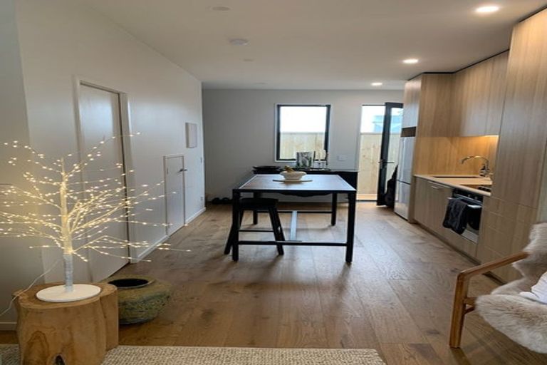 Photo of property in 43 Hadlow Terrace, Grey Lynn, Auckland, 1021