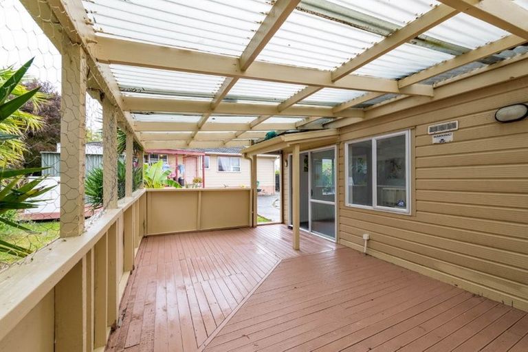 Photo of property in 92 Bruce Mclaren Road, Henderson, Auckland, 0612