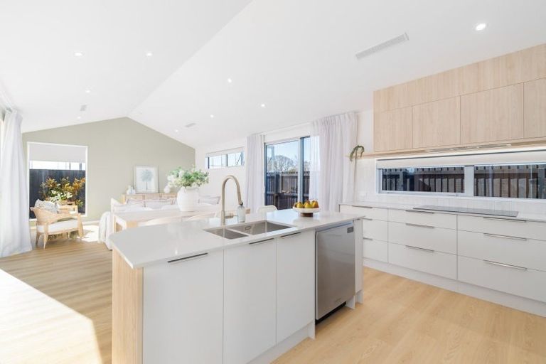 Photo of property in 43 Georgina Street, Marshland, Christchurch, 8083