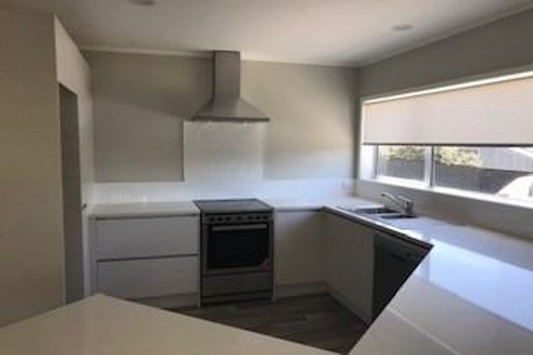 Photo of property in 1/8 Tyne Road, Forrest Hill, Auckland, 0620