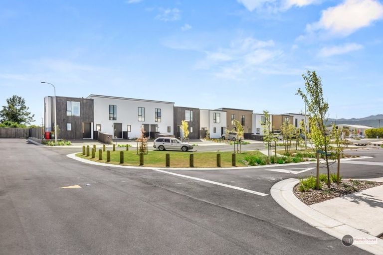 Photo of property in 53 Pipi Place, Levin, 5510