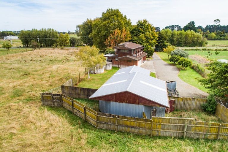 Photo of property in 83 Oroua Road, Kairanga, Palmerston North, 4475