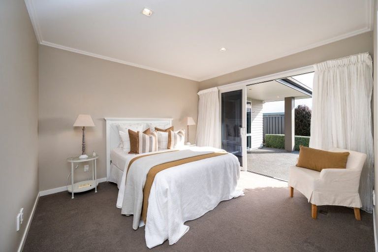 Photo of property in 8 Te Heipora Place, Havelock North, 4130