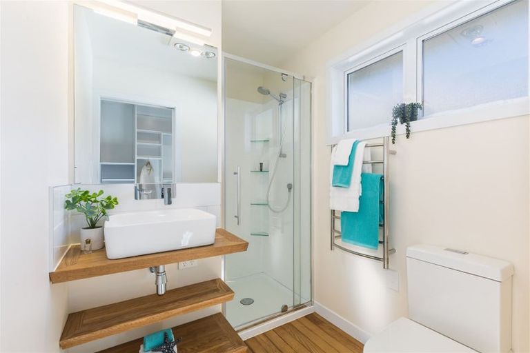 Photo of property in 25 Excellency Terrace, Ascot Park, Porirua, 5024