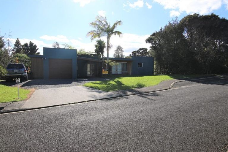 Photo of property in 10 Hihitahi Rise, Paihia, 0200