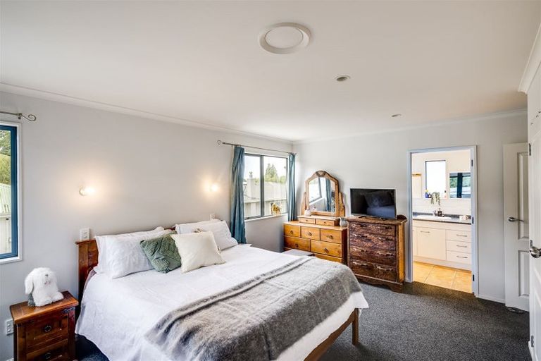 Photo of property in 12a Dolbel Street, Taradale, Napier, 4112