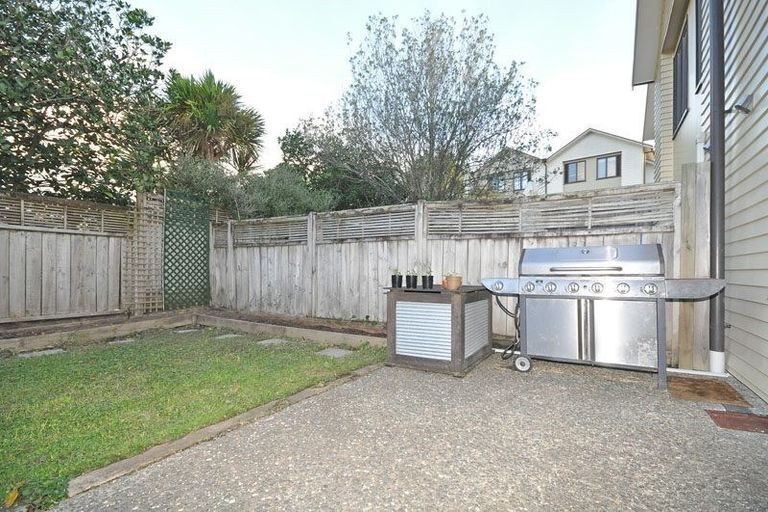 Photo of property in 39/11 The Avenue, Albany, Auckland, 0632