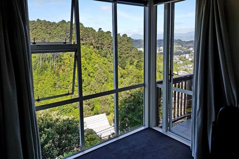 Photo of property in 146b Raroa Road, Aro Valley, Wellington, 6012