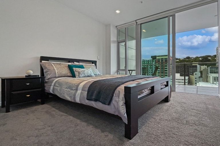 Photo of property in Chews Lane Apartments, 15d/9 Chews Lane, Wellington Central, Wellington, 6011