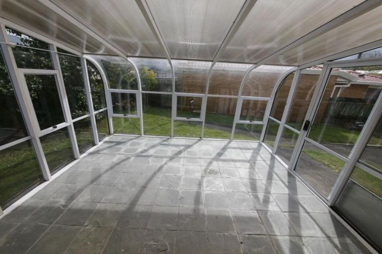 Photo of property in 10 Gills Avenue, Papakura, 2110