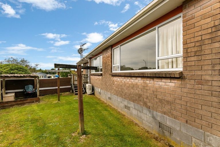 Photo of property in 2 Caesar Street, Stratford, 4332