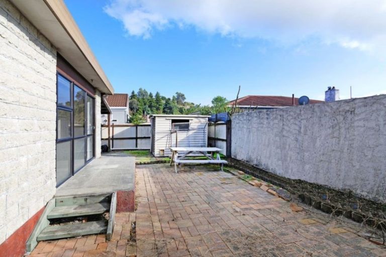 Photo of property in 2/121 Tipahi Street, Nelson South, Nelson, 7010