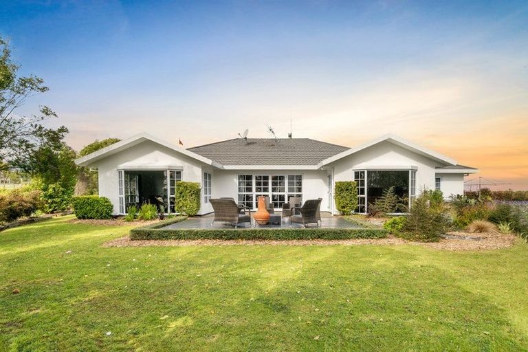 Photo of property in 10 Trig Road, Tuakau, 2694
