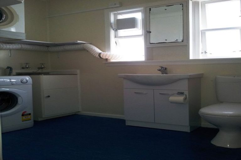 Photo of property in 3/117 Austin Street, Mount Victoria, Wellington, 6011