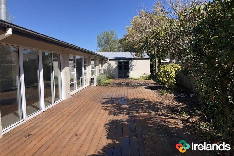 Photo of property in 23 Braithwaite Street, Ilam, Christchurch, 8041